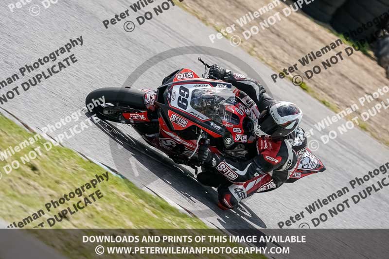 enduro digital images;event digital images;eventdigitalimages;lydden hill;lydden no limits trackday;lydden photographs;lydden trackday photographs;no limits trackdays;peter wileman photography;racing digital images;trackday digital images;trackday photos